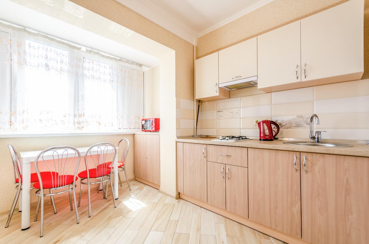 Artal Apartment On Obolonskyi Avenue 16A 키예프 외부 사진